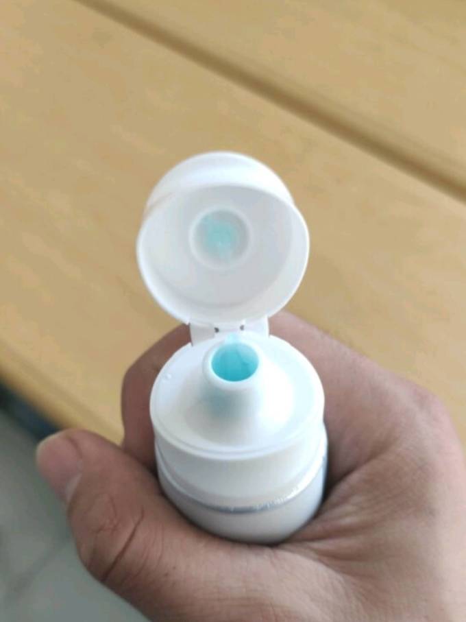 牙膏