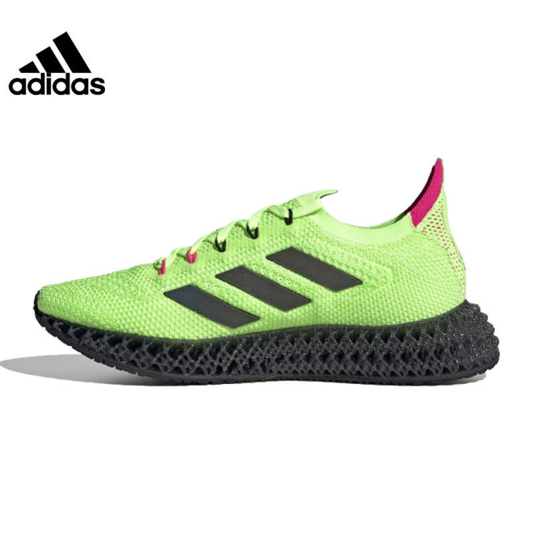 adidas 4D跑鞋再更新 4DFWD PULSE ,这窟窿眼看着就弹