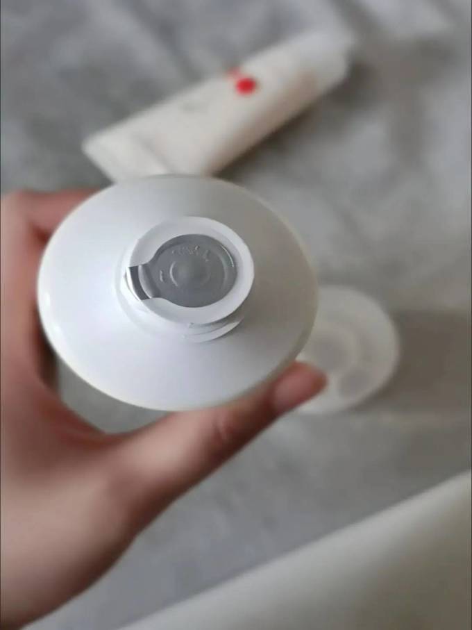 菲诗小铺洁面乳