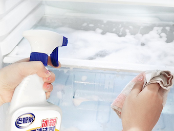 冰箱大作战！冰箱容易“藏污纳垢”？学会这几种方法，让你的冰箱清洁如新