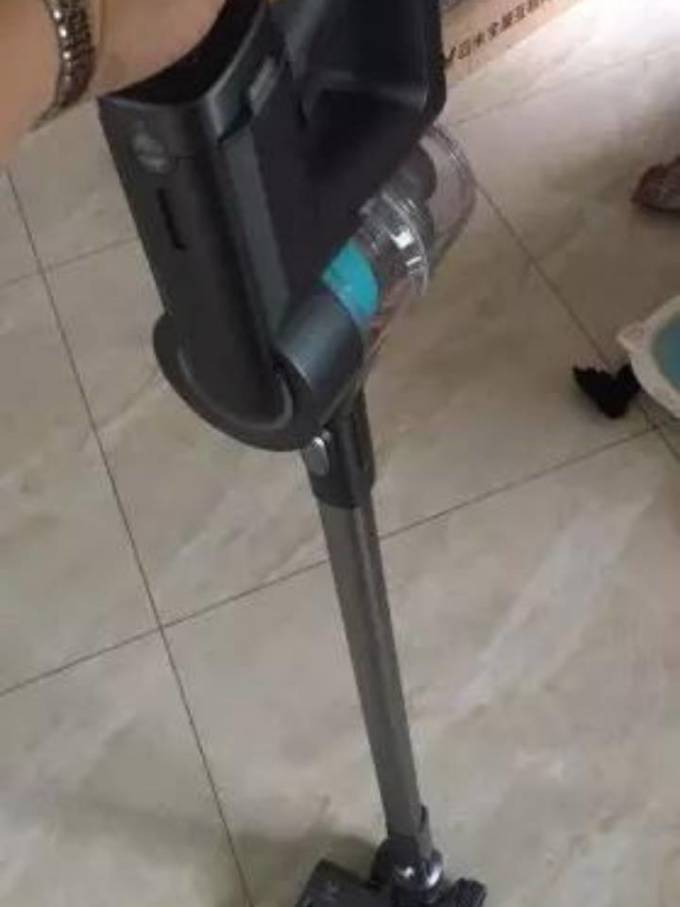 云米手持式吸尘器