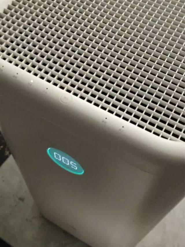 空气净化器