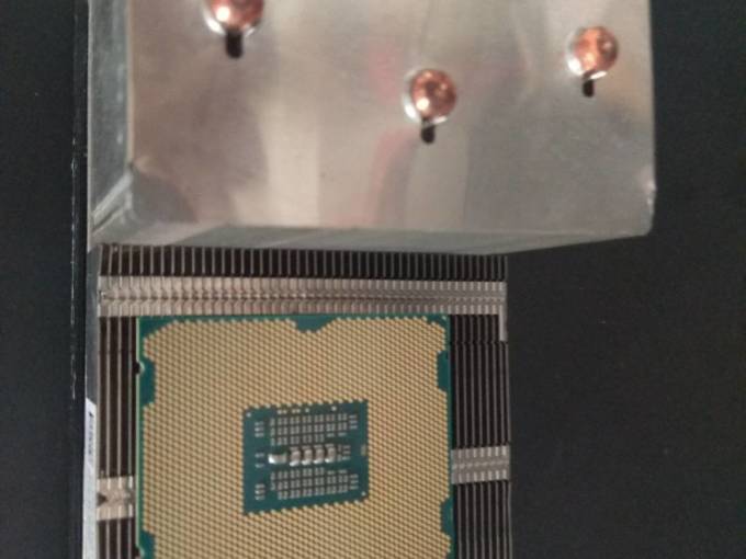 英特尔CPU