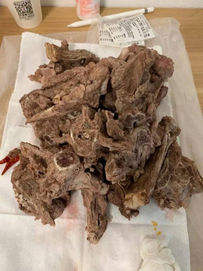 草原宏宝牛肉