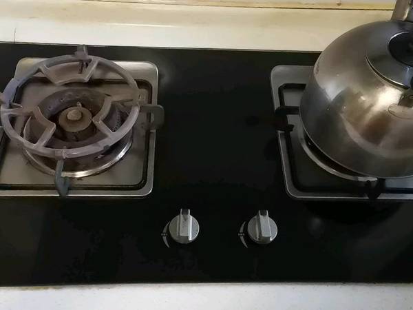 老板嵌入式天然气灶