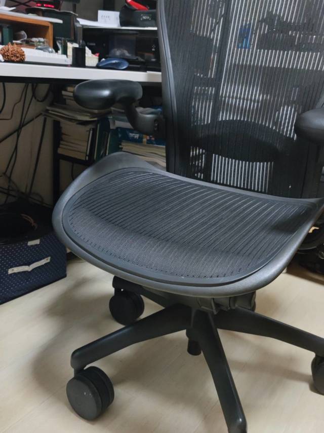 腰突患者选工学椅的小误区