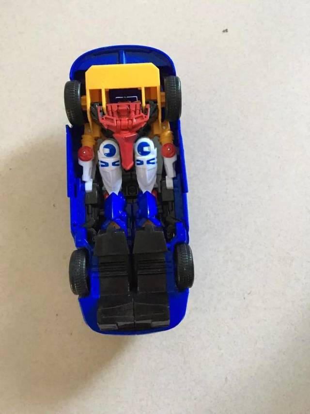 玩具车