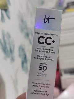 It Cosmetics粉底液 养肤粉液