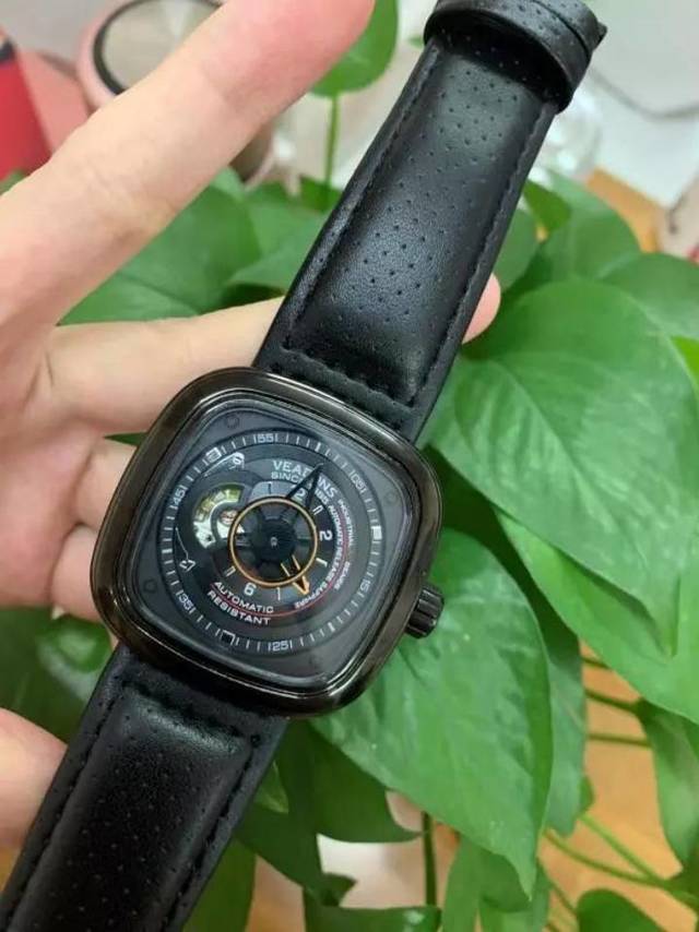 方形手表