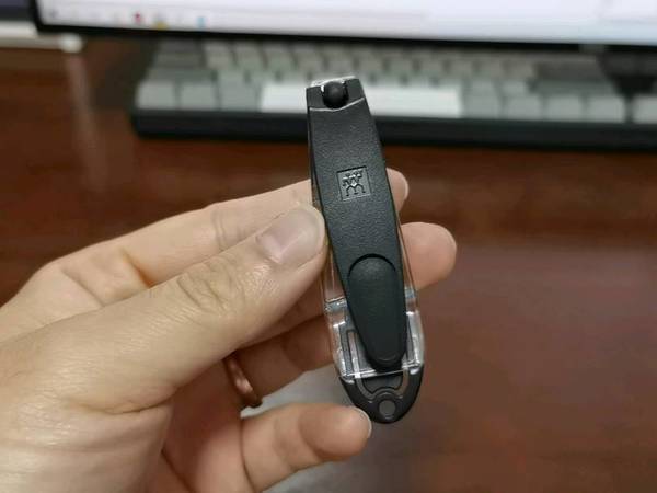 双立人旋转指甲刀