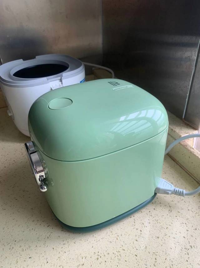 美的小电饭锅