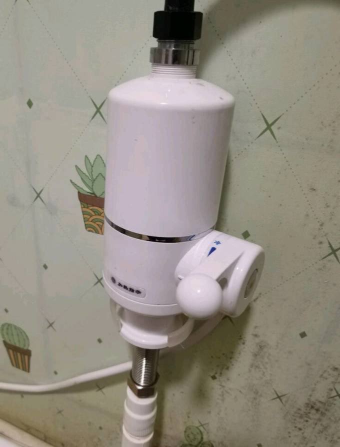 飞羽电热水器