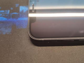 两片装挺实惠，iPhone 12钢化膜