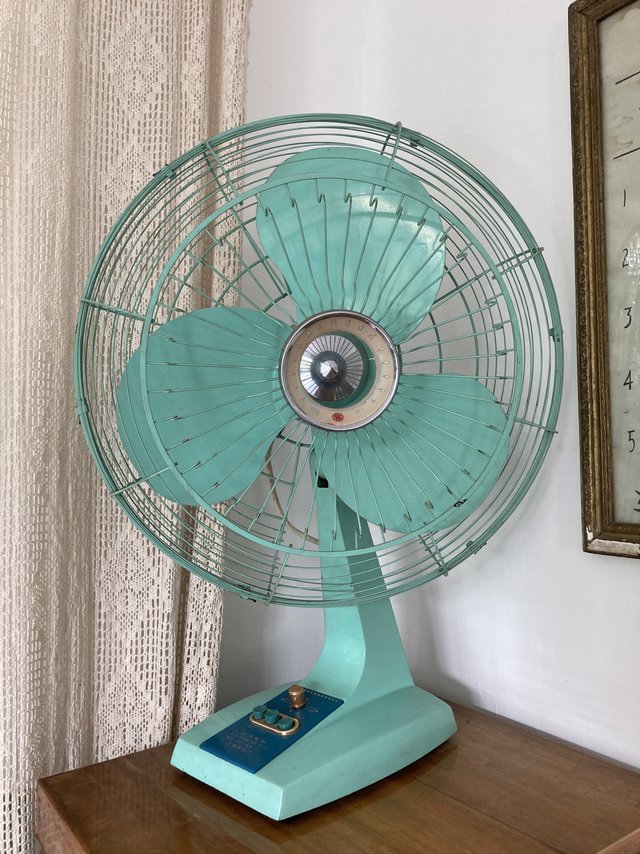 40年前的电风扇，现在还可以正常使用