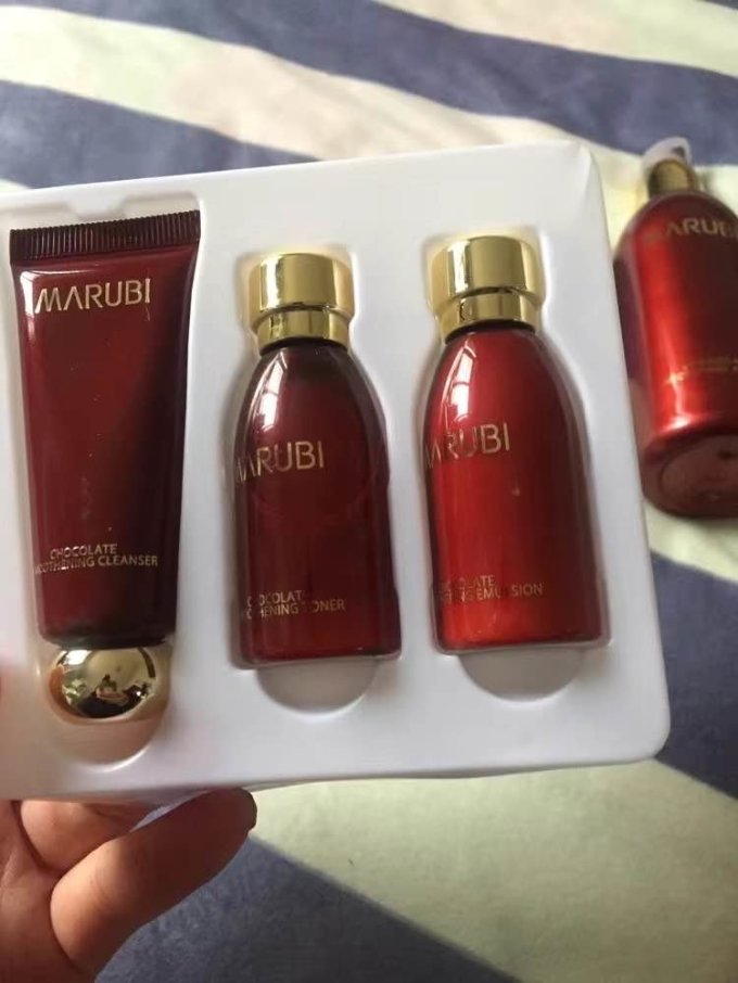 丸美爽肤水