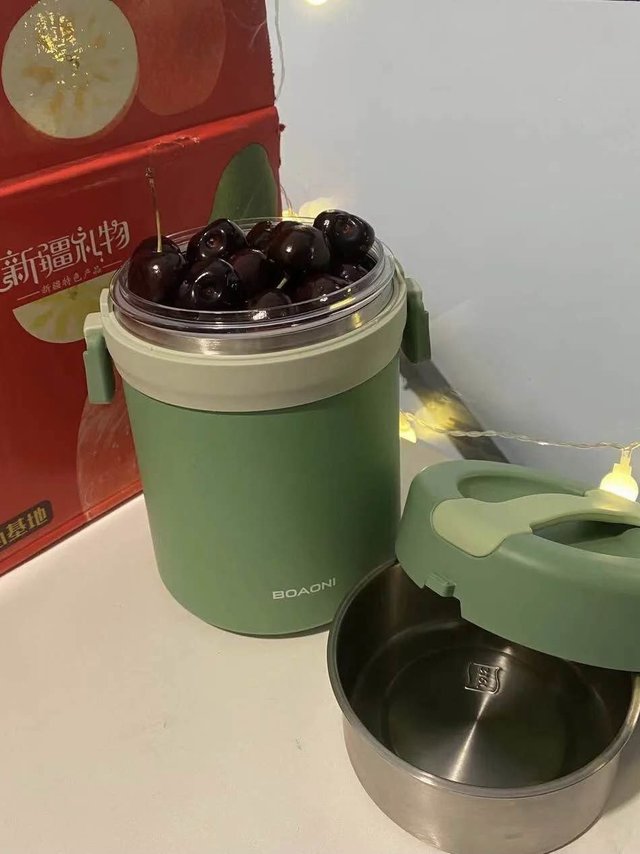 降温了，给自己买了保温盒