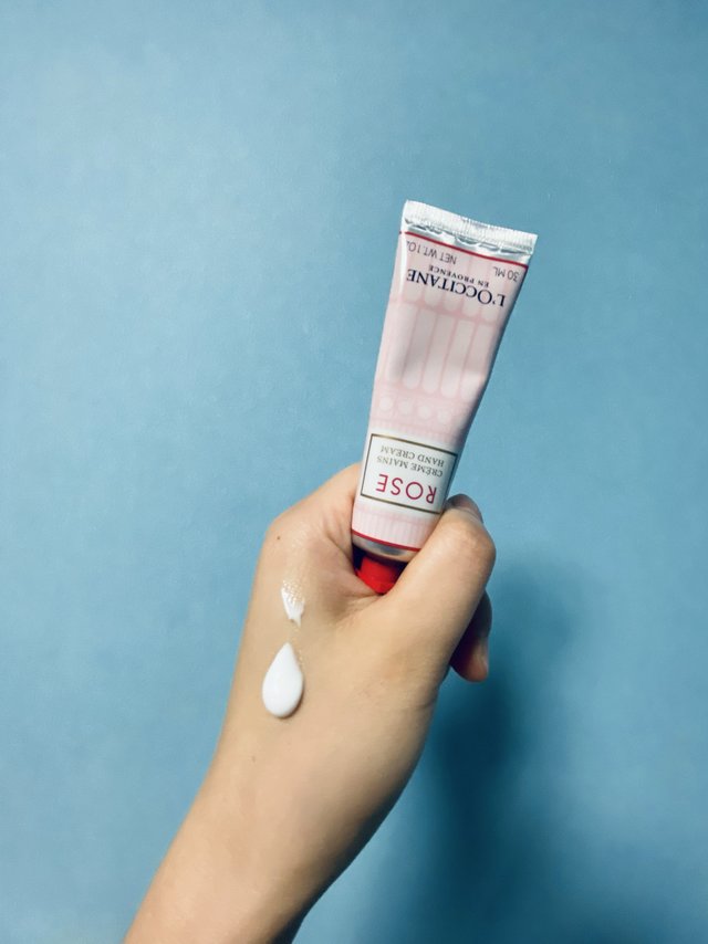 忍不住一直闻一直闻的又一支欧舒丹护手霜