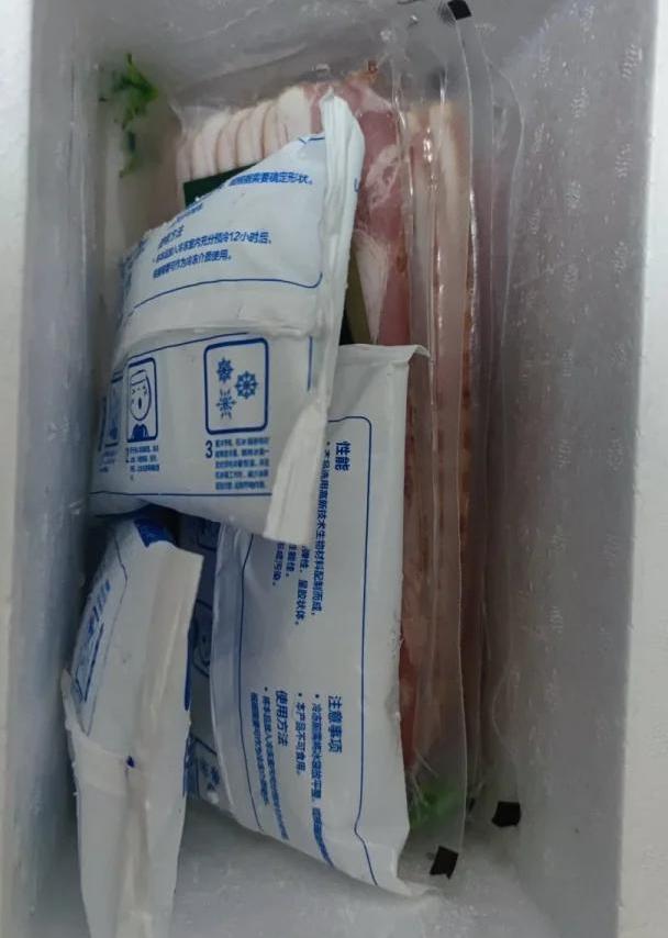 
包装很好，送来时里面的冰袋都没滑，而且
