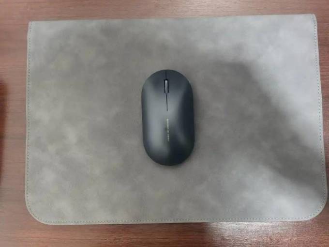 绿巨能电脑包