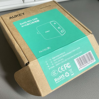 1A1C折叠款 Aukey 32w充电器