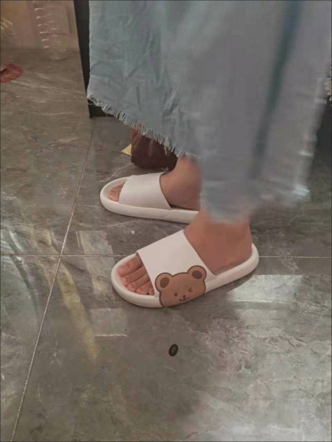 匹克女式拖鞋