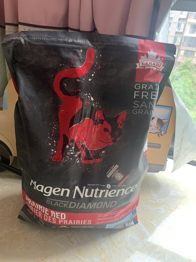 进口猫粮纽翠斯红肉在我心里性价比之王