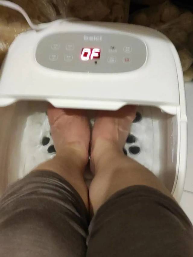 足浴器