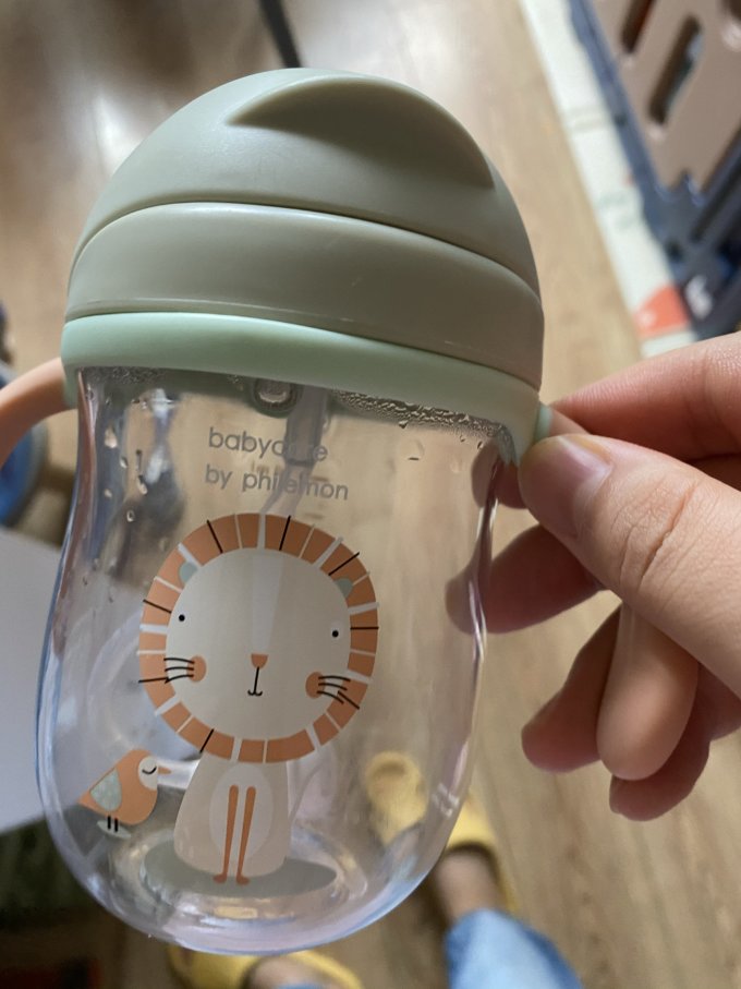 婴幼儿水杯