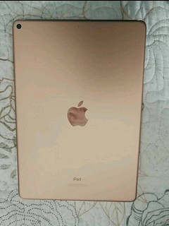 入手的第二块苹果平板， iPadair3