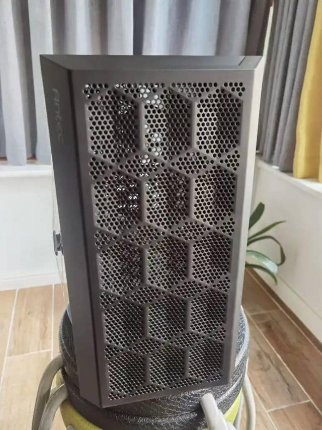 机箱