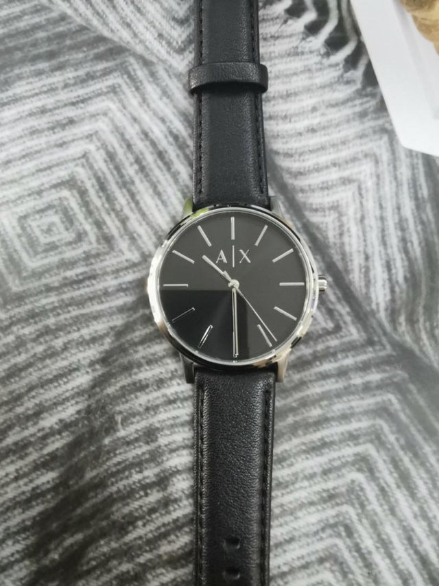 这款黑色表盘皮质表带非常好看 