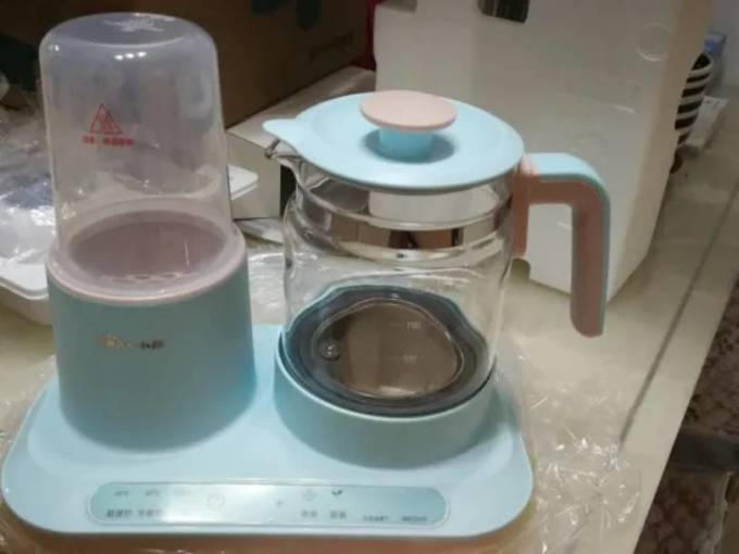 小熊电水壶