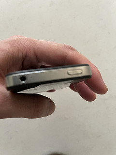 晒晒第一代自带siri的iphone4s