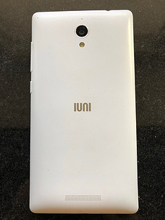 金立曾经的努力——iuni u3