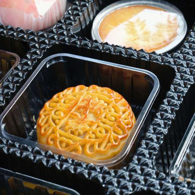 闭着眼睛买都不会踩雷的中秋礼品，荣诚 寻味旅人月饼礼盒