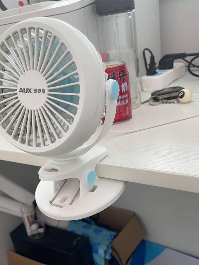 奥克斯台扇