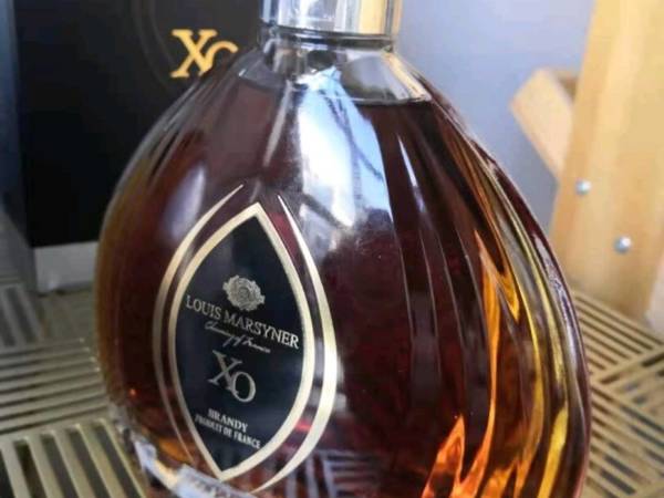 plus会员louismarsyney路易马西尼珍藏级xo白兰地致胜40vol700ml礼盒