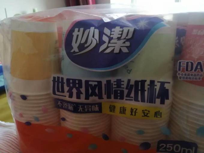 一次性餐具