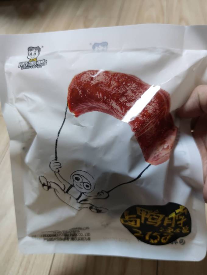 周黑鸭肉干肉脯