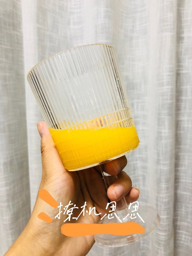 连水都不加的扛把子佳果源NFC橙汁