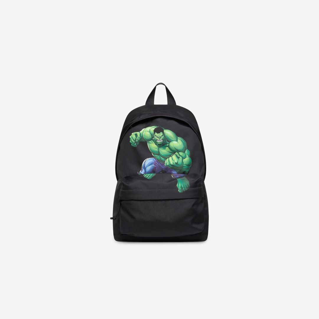 确认过眼神,是我买不起的绿巨人!Balenciaga x 漫威推出绿巨人联名系列