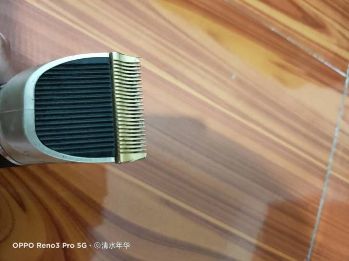 奥克斯电动理发器