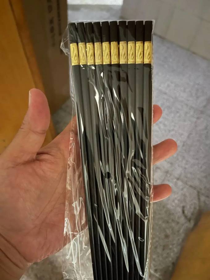 拾画筷子