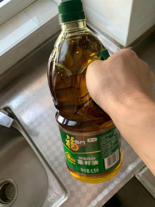 压榨菜籽油