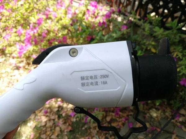 
西比亚广告做的不多，但是大厂的东西做工
