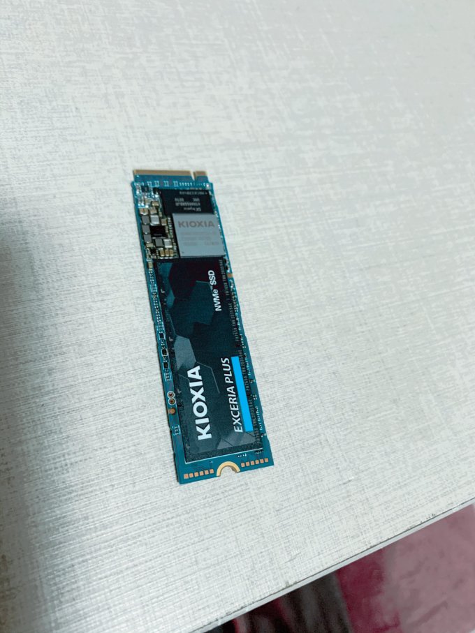 铠侠固态硬盘