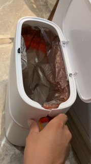 自动打包垃圾桶，不用开盖即可打包的垃圾桶