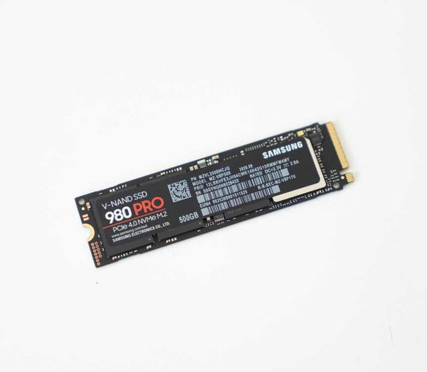 SAMSUNG 三星980 PRO NVMe M.2 固态硬盘1TB（PCI-E4.0） 【报价价格