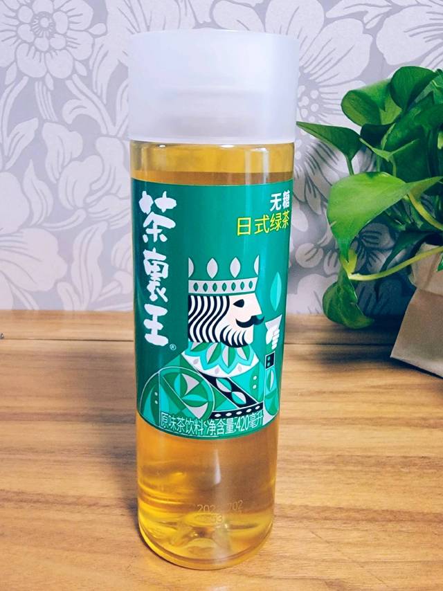 喝光30瓶茶饮料第31瓶：茶裹王日式绿茶