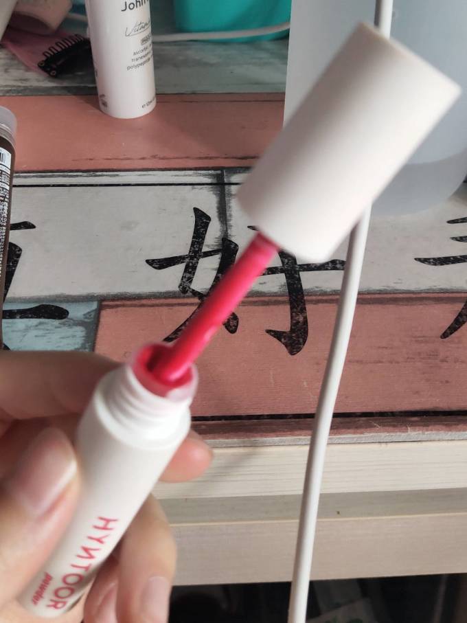 黑兎润唇膏